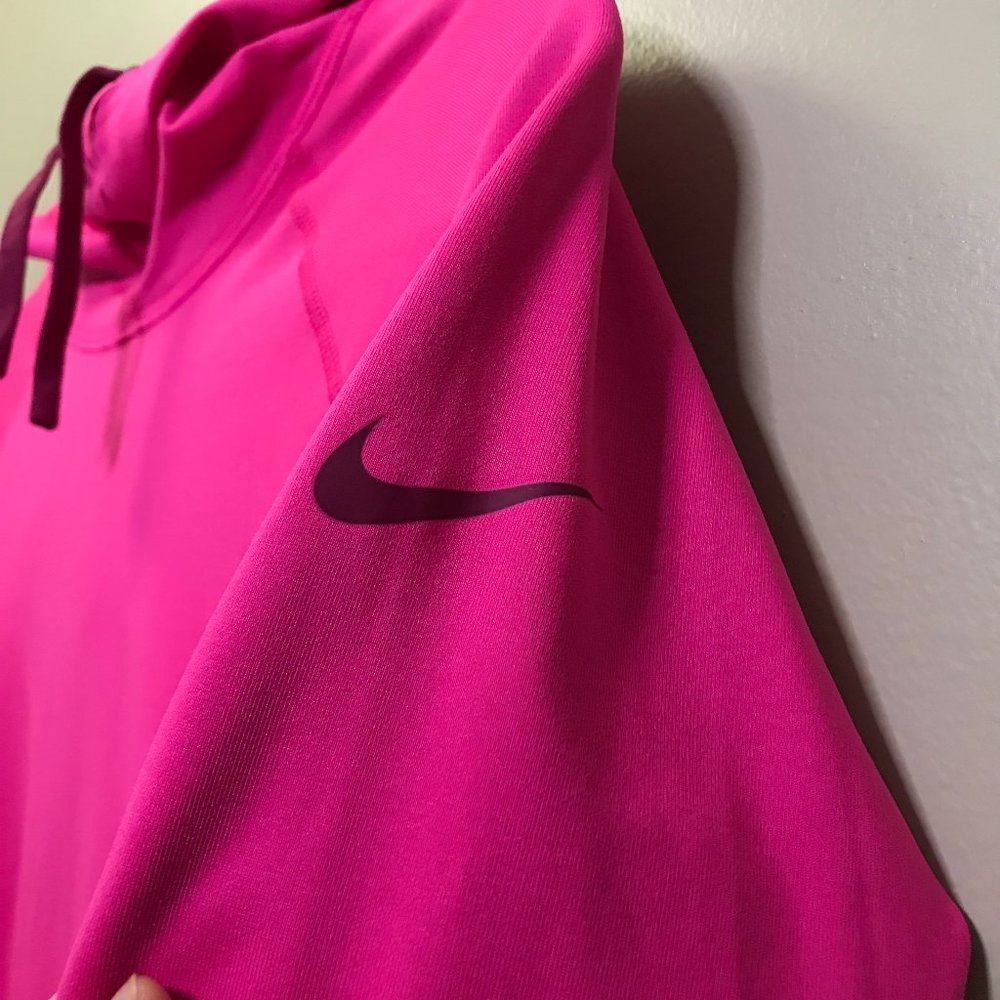 NIKE PRO SWEATER!!! - Picture 3 of 8